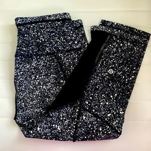 Lululemon capri workout pants